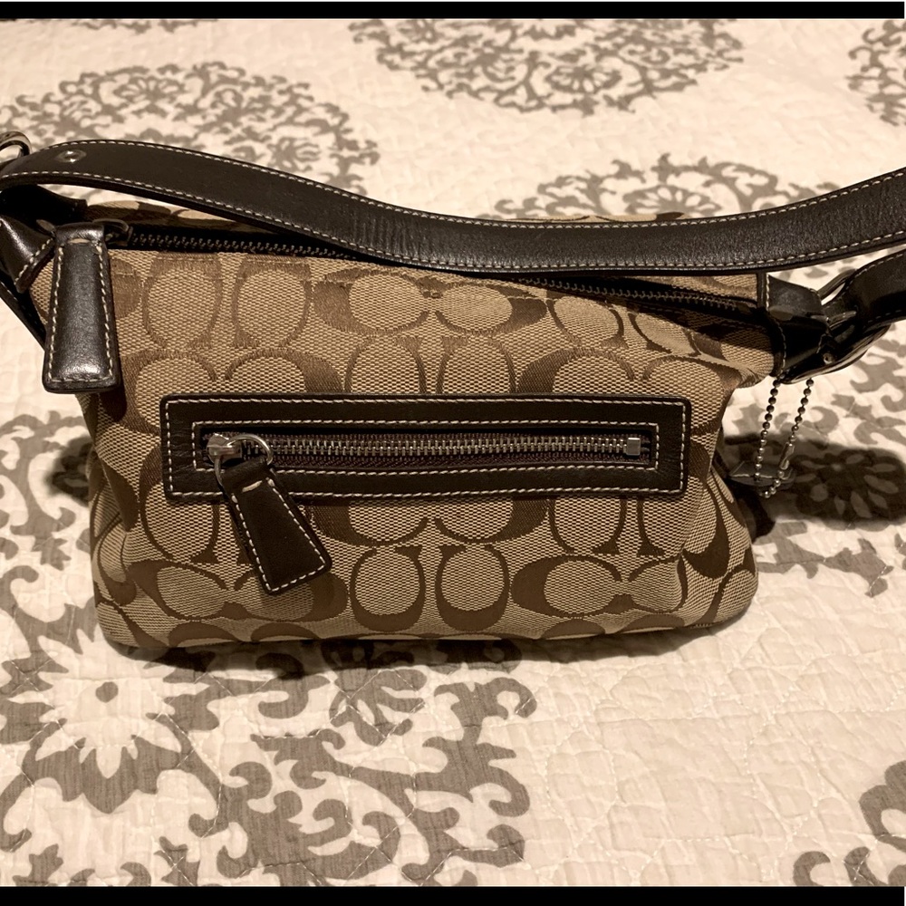 Small brown Authentic Coach shoulder bag